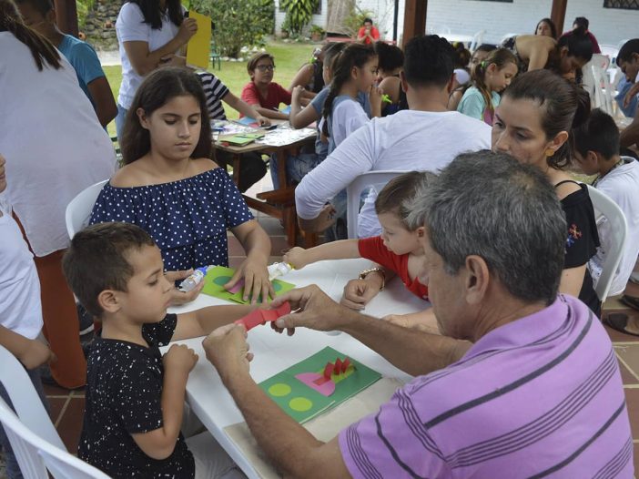 TALLERES FORMATIVOS CASTILLO SOL Y LUNA_0001_Talleres recreativos para niños y niñas 2(1)
